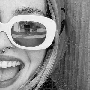 Meet your Posher, Zoë